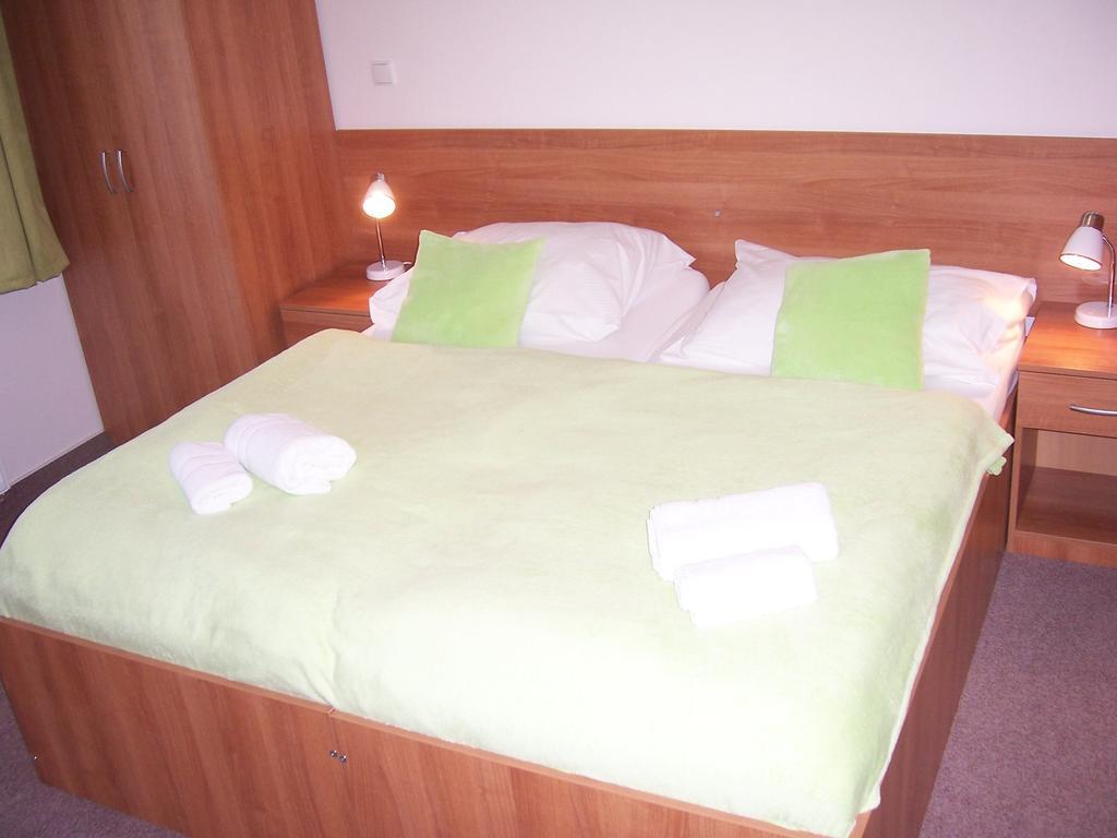 Penzion Ječmínek Cervena Voda Quarto foto