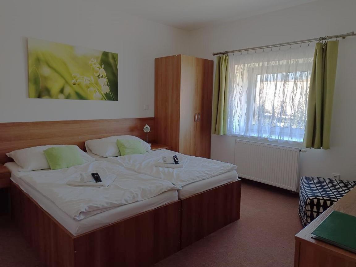Penzion Ječmínek Cervena Voda Exterior foto